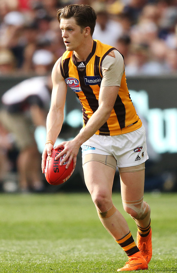 2015 Toyota AFL Grand Final - Hawthorn v West Coast MELBOURNE, AUSTRALIA - OCTOBER 3: Taylor Duryea of the Hawks looks upfield during the 2015 Toyota AFL Grand Final match between the Hawthorn Hawks and the West Coast Eagles at the Melbourne Cricket Ground, Melbourne, Australia on October 3, 2015. (Photo by Michael Dodge/AFL Media)